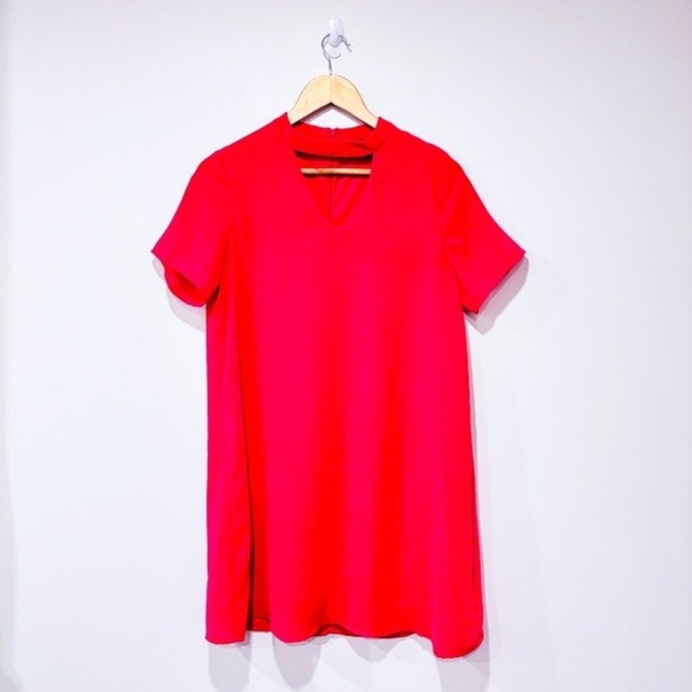 VERO MODA Fuchsia Short Sleeve Shift Dress Cutout Neckline Size 36 EU
